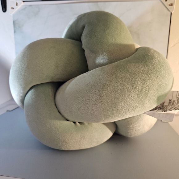 Knot Pillow Decorative‎ Accent Throw Pillow Plush Soft Sage Green - Picture 1 of 3